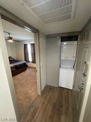 Photo #6: 2326181 Listing 