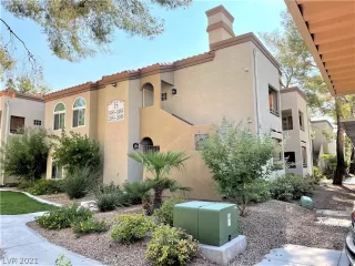 Photo #1: 2326246 Listing