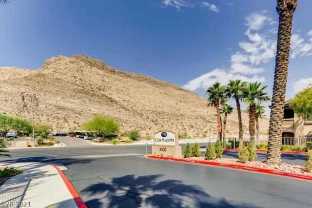 MLS: 2326249 Condo For Sale