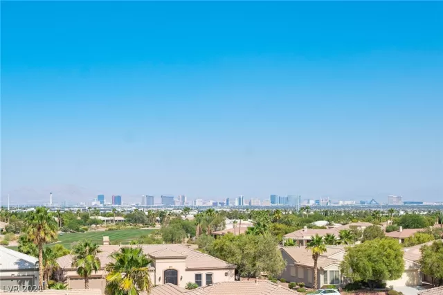 MLS: 2326260 Condo For Sale