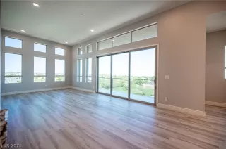 Photo #1: 2326260 Listing 