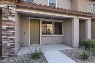 Photo #2: 2326288 Listing