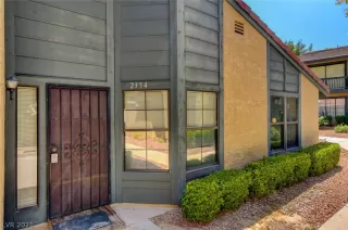 Photo #1: 2326297 Listing 