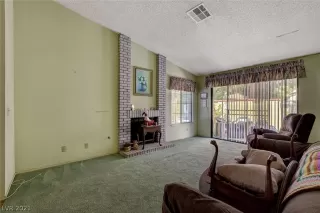 Photo #2: 2326297 Listing 