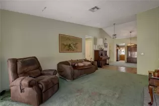 Photo #4: 2326297 Listing 