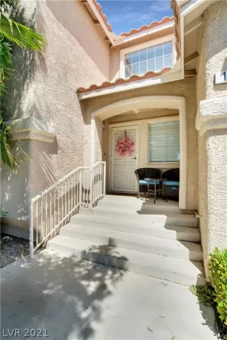 Photo #1: 2326310 Listing