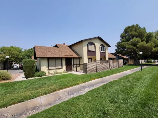 MLS: 2326313 Condo For Sale