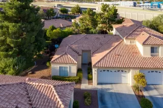 Photo #2: 2326317 Listing 