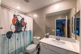 Photo #4: 2326448 Listing