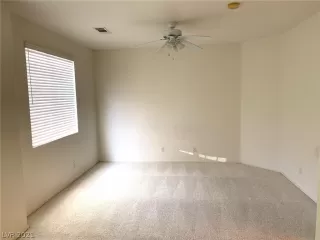 Photo #6: 2326516 Listing 