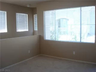 Photo #4: 2326540 Listing 