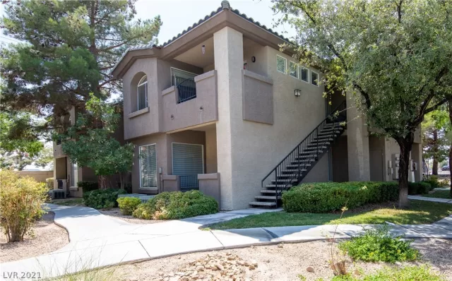 MLS: 2326581 Condo For Sale