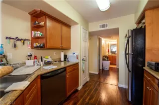 Photo #1: 2326581 Listing