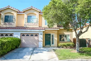 Photo #1: 2326689 Listing