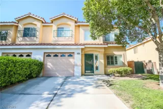 Photo #2: 2326689 Listing