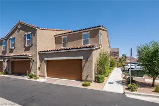 Photo #1: 2326735 Listing