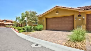 Photo #1: 2326743 Listing 