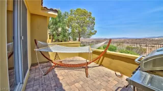 Photo #2: 2326743 Listing 