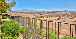 Photo #3: 2326743 Listing 