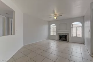 Photo #2: 2326754 Listing