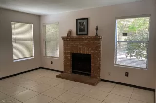 Photo #3: 2326771 Listing 