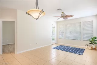 Photo #6: 2326785 Listing 