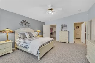 Photo #2: 2326821 Listing