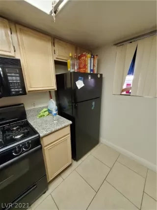 Photo #1: 2326829 Listing