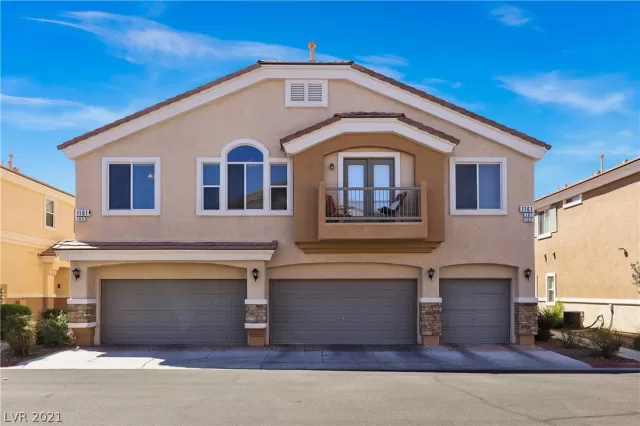 MLS: 2326846 Condo For Sale