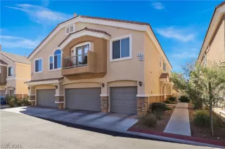 Photo #1: 2326846 Listing 