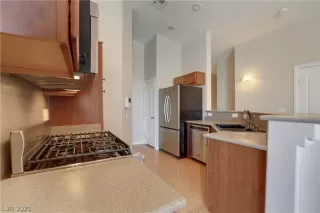 Photo #6: 2326846 Listing 