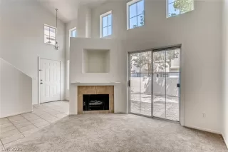 Photo #5: 2326898 Listing 