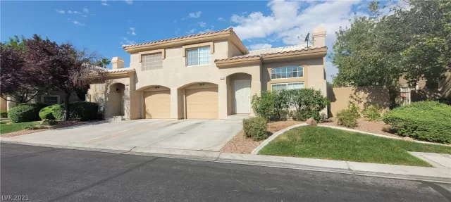 MLS: 2326961 Condo For Sale