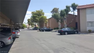 Photo #5: 2326967 Listing 