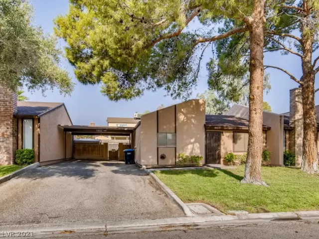 MLS: 2326982 Condo For Sale