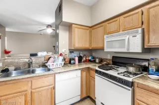 Photo #5: 2327017 Listing 