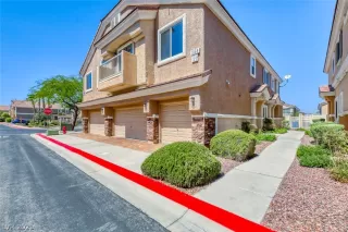 Photo #1: 2327022 Listing 