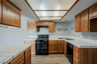 Photo #3: 2327099 Listing 