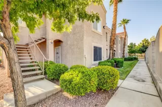 Photo #1: 2327116 Listing 