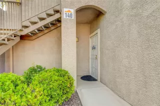 Photo #3: 2327116 Listing 