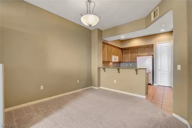 MLS: 2327122 Condo For Sale