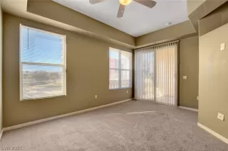 Photo #5: 2327122 Listing 