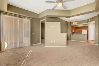 Photo #6: 2327122 Listing 