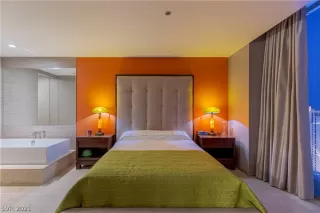 Photo #6: 2327186 Listing 