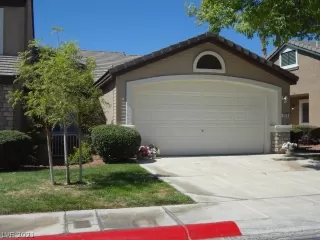 Photo #1: 2327188 Listing