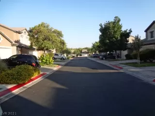 Photo #4: 2327188 Listing