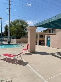 Photo #6: 2327207 Listing