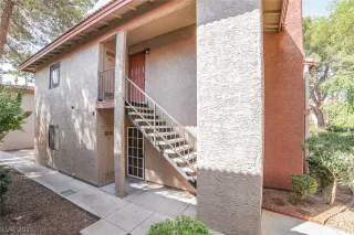 Photo #5: 2327212 Listing 