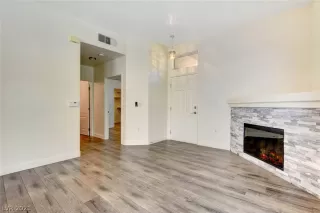 Photo #1: 2327224 Listing