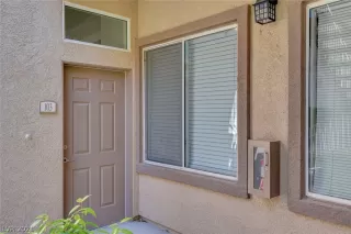 Photo #4: 2327224 Listing